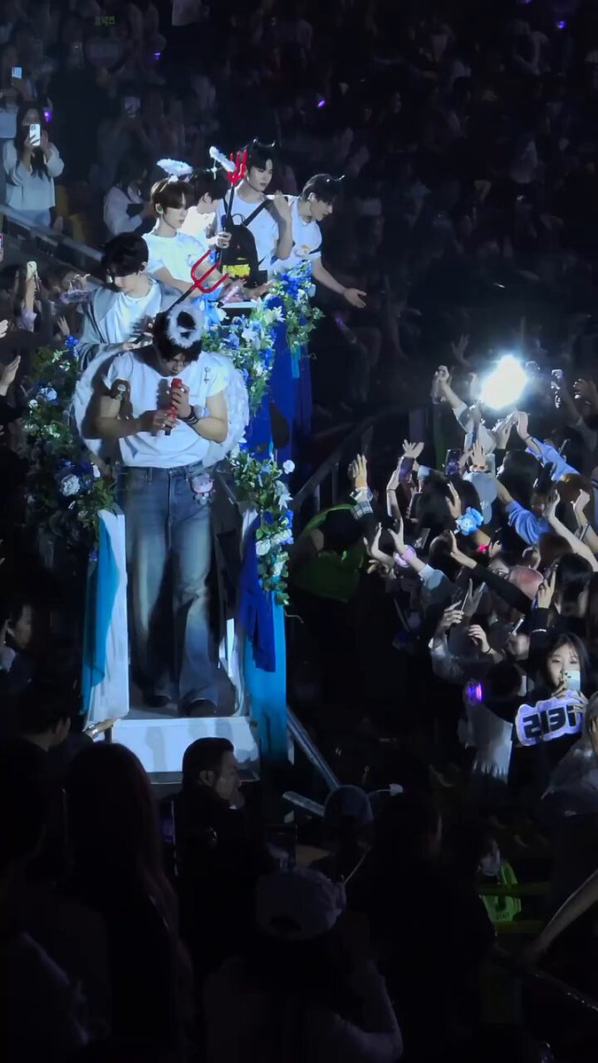 あーちゃんページ GEA1】NEEDLES ふんわりとしたフォルムが特徴のバルーントラック