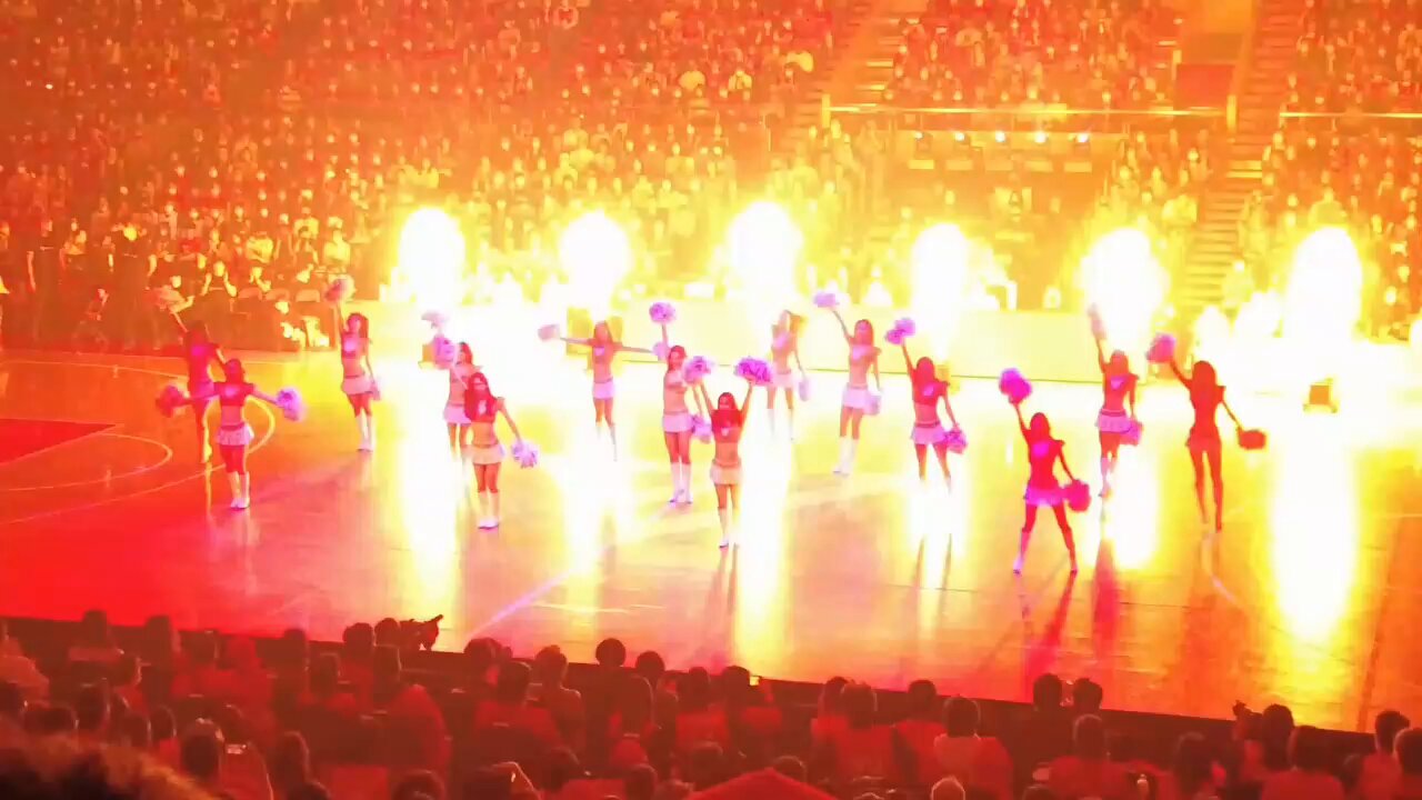 ☀プー☀ Fairlady Z06: V8 Datsun Reimagined for Performance Enthusiasts