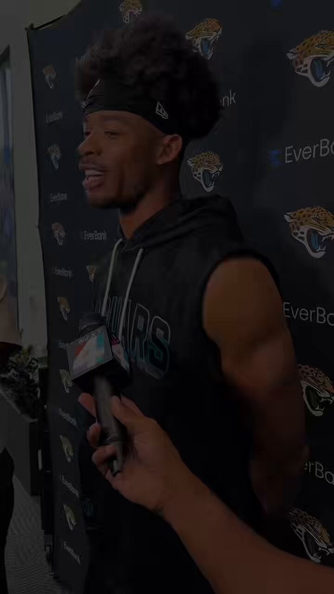 “Cleveland you’re sitting there mad, like we gotta find a way, we gotta find a way. I get here and it’s like, ‘wow, we just won’”

— #Jaguars CB Greg Newsome II on leaving 1-4 Browns for 4-1 Jags.

Newsome also said he didn’t expect to be traded. Was playing 2K when it happened. 