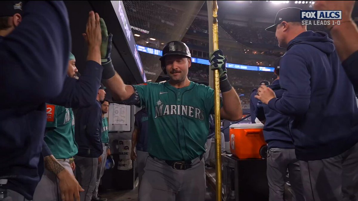 How @mariners fans will be arriving to work tomorrow 