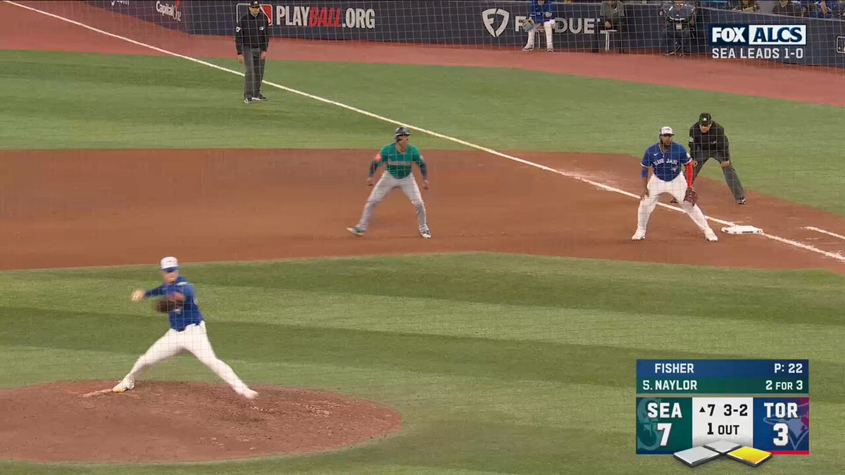 TWO-RUN BLAST FOR JOSH NAYLOR!

The @Mariners now lead 9-3 in Toronto! 