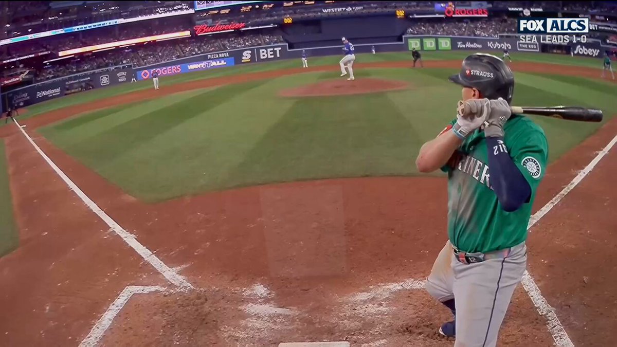 Josh Naylor has blown the game wide open in Toronto! 💥 