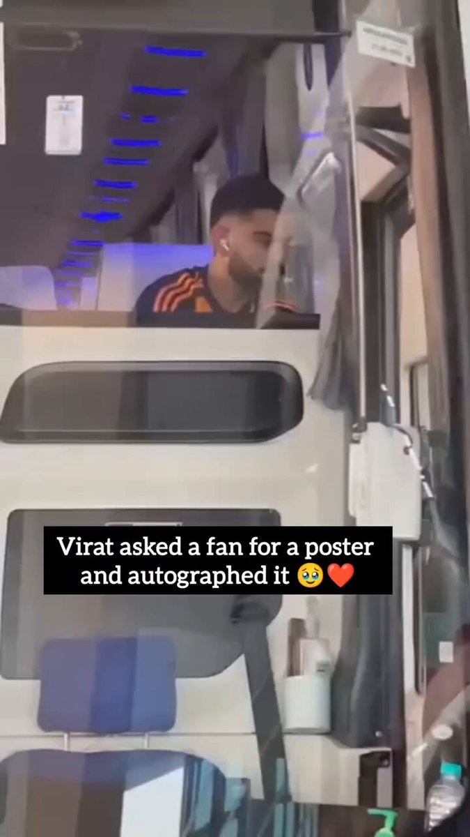 Virat Kohli asked a fan Picture