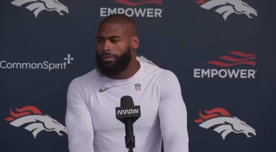 Wow: Broncos OLB Jonathon Cooper is NOT impressed with Giants rookie QB Jaxson Dart.

“He’s feelin’ himself a little bit. He’s out there running around. He’s got the chain on. He’s dancing. I feel like everybody needs something, you know.”

😳😳😳

