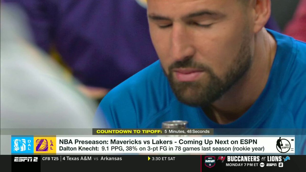 Klay Thompson might have given us one of the best NBA reaction memes ever😂

