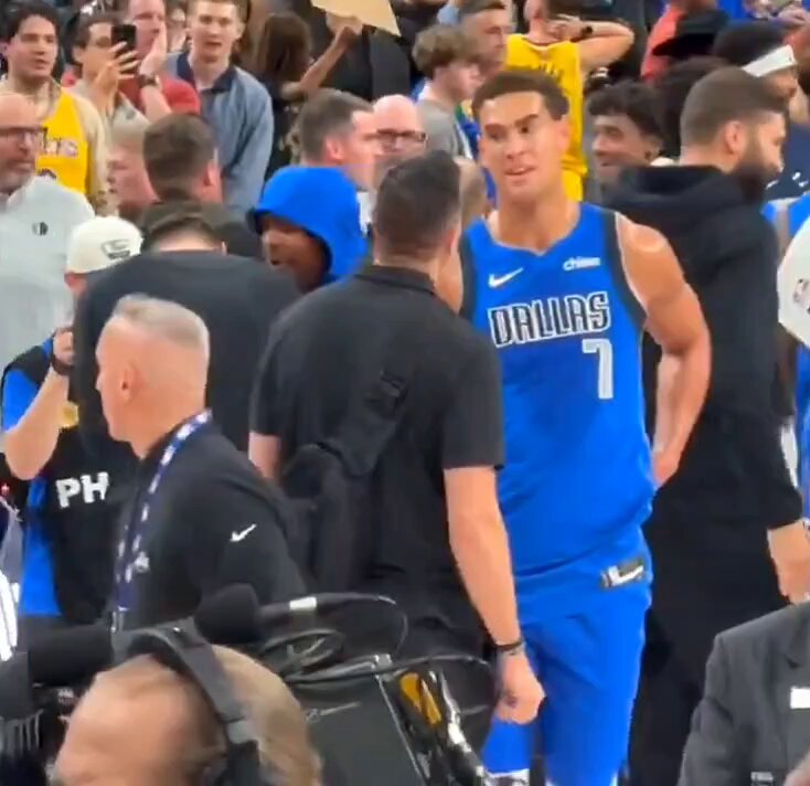 Nico Harrison saw Dennis Smith Jr. getting friendly with Luka Doncic and waived him the next day 😭 

