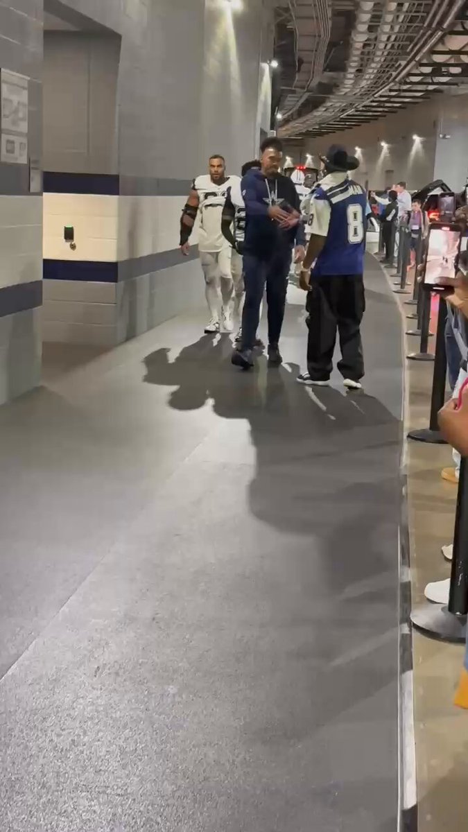 Dez Bryant greeting Schotty and the Cowboys after big win 