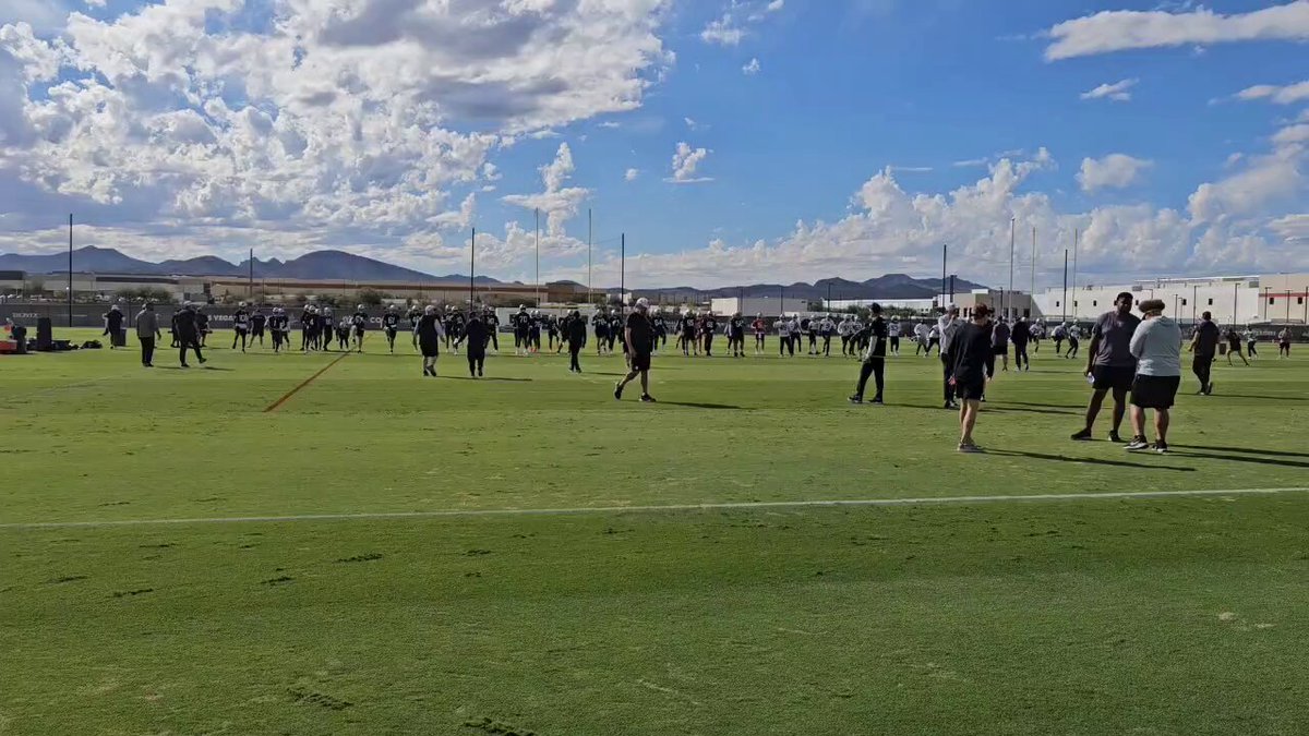 One more pre-bye practice fornthe #Raiders... 