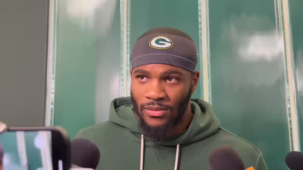 Asked Micah Parsons what’s the biggest concern defending Aaron Rodgers:

“I would say don’t let Rodgers get to his spot. When he’s in sync, it’s like poetry. Every throw is on the money, everything has in sync. You have to find ways to disrupt the tendencies, disrupt the spot.” 