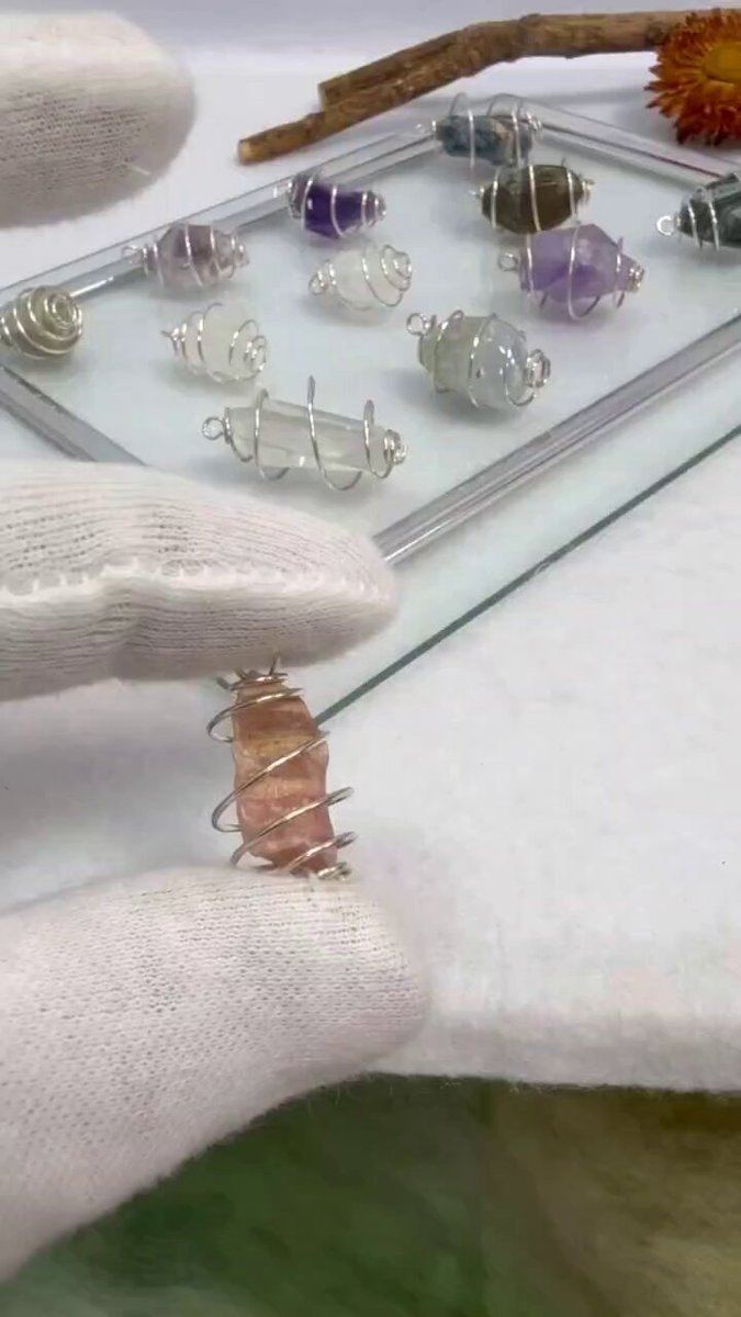 14kgf プラジオライトxトパーズのしゃらチャーム.⋆⟡ 14kgf プラジオライトxトパーズのしゃらチャーム.⋆⟡