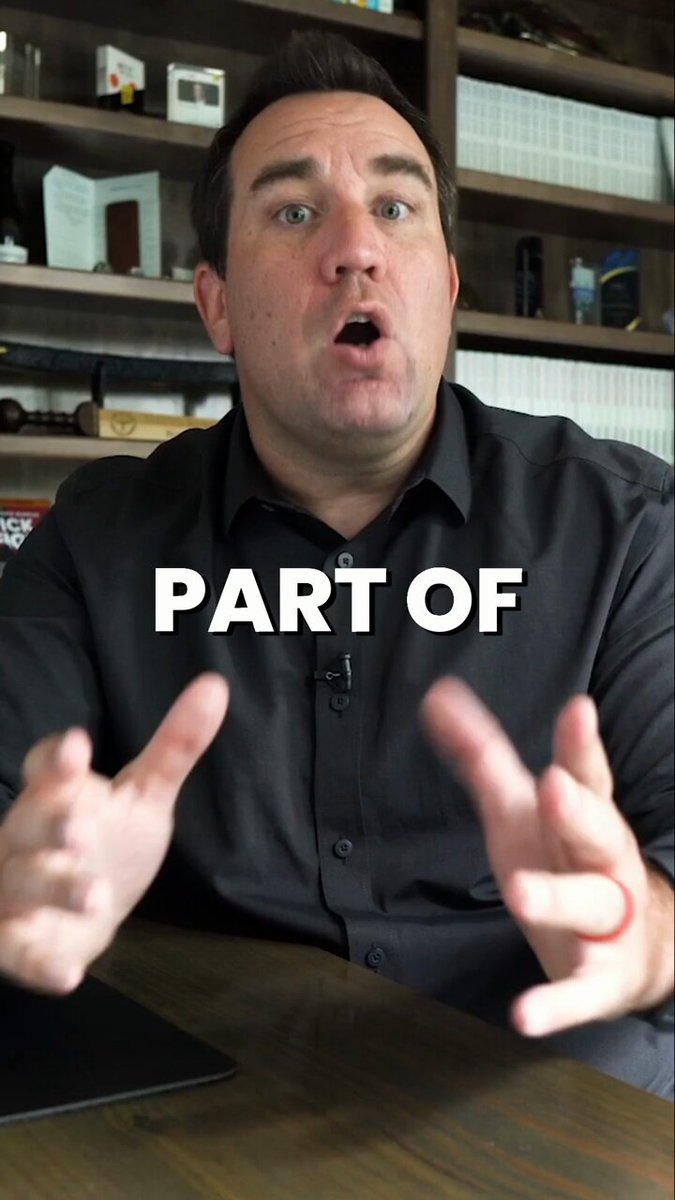 New manager? Stop oversharing with your old crew.
What used to be bonding now looks like favoritism.