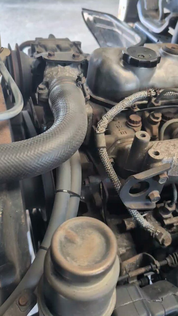 年中ツナギ on X