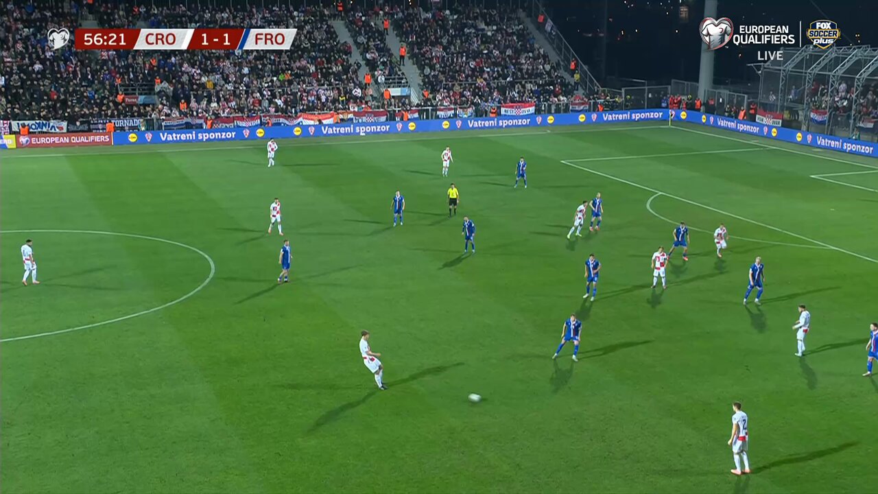 Petar Musa gives Croatia the lead 🇭🇷