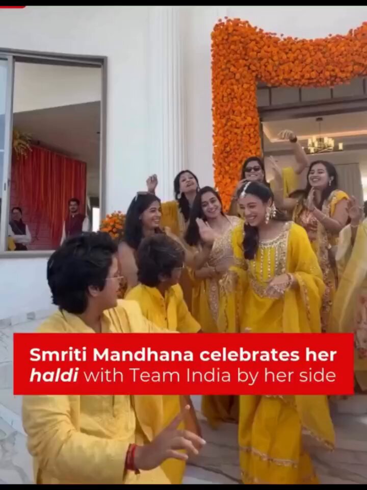 Smriti Mandhana celebrates her haldi Picture