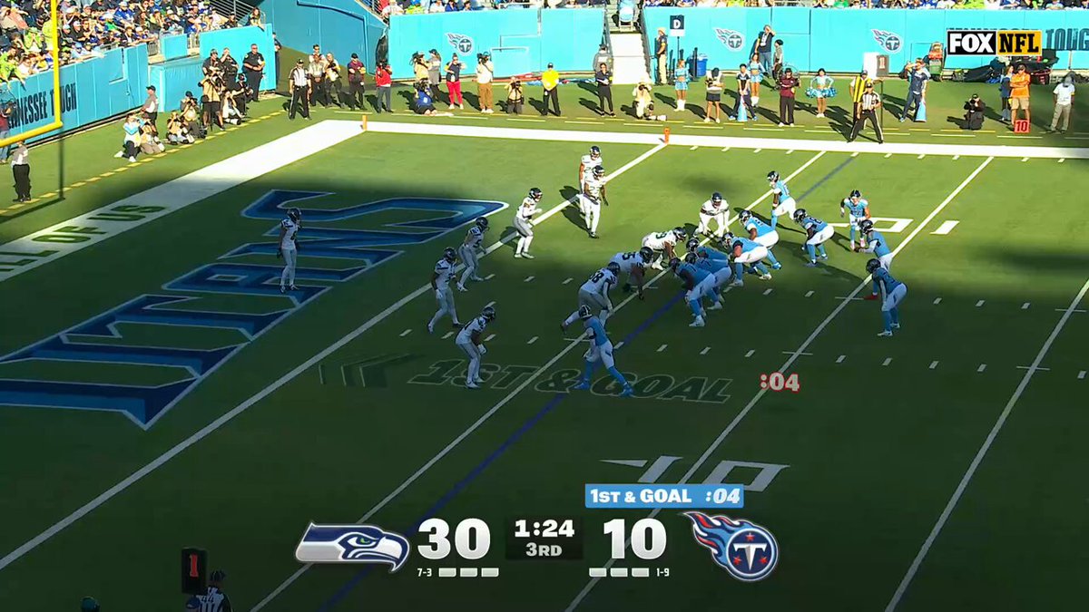 Cam Ward jumps into the end zone! 