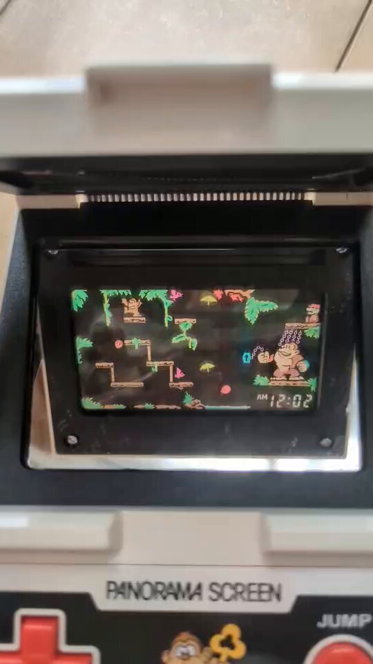 電子ゲームはアーケードの夢を見るか：ドンキーコングJr.】 光を