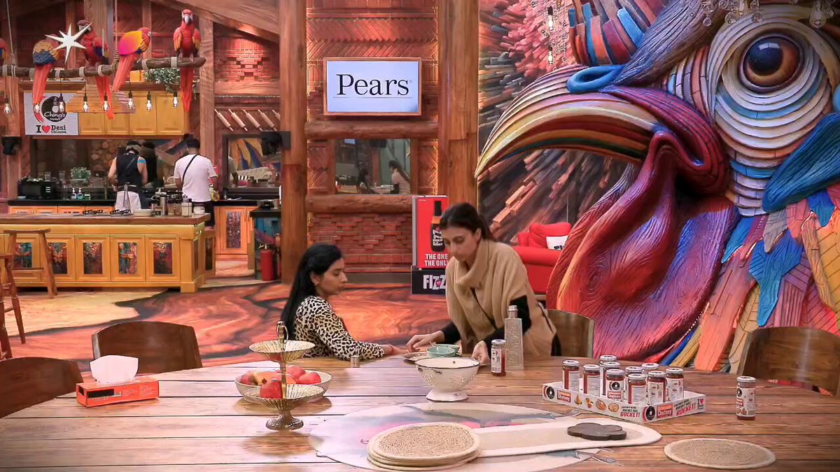 Shehbaz aur farhana ki hui Picture