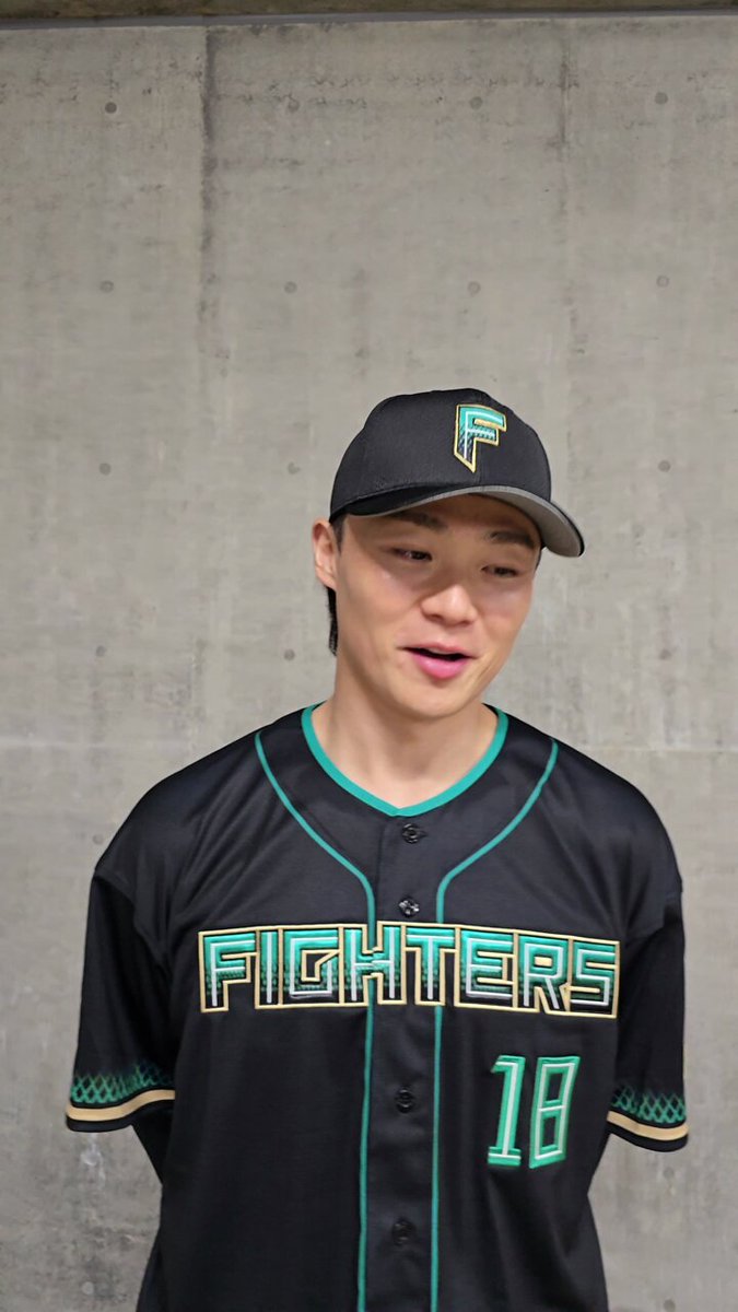 ふふっ😍 カッコいい😍 #山﨑福也