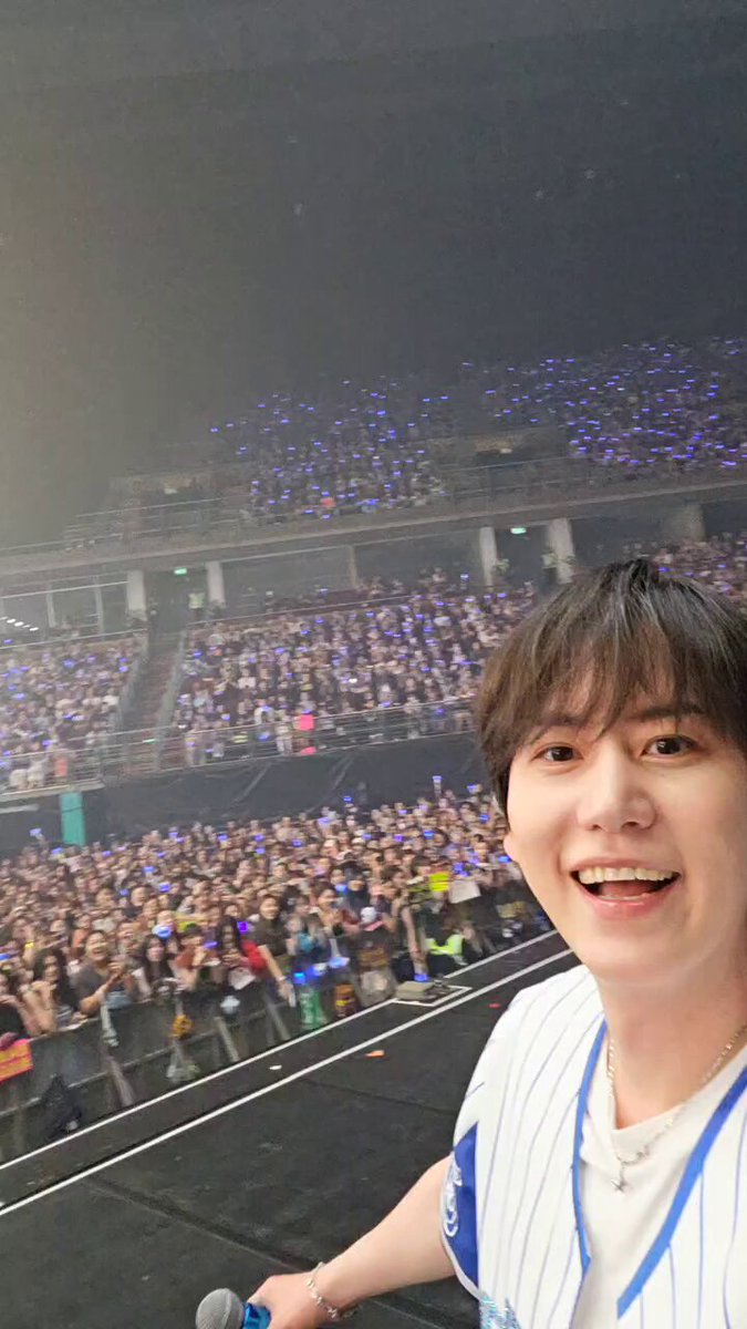 やばいかわいい😭😍 この撮り方入隊前の横浜を思い出した😂♡