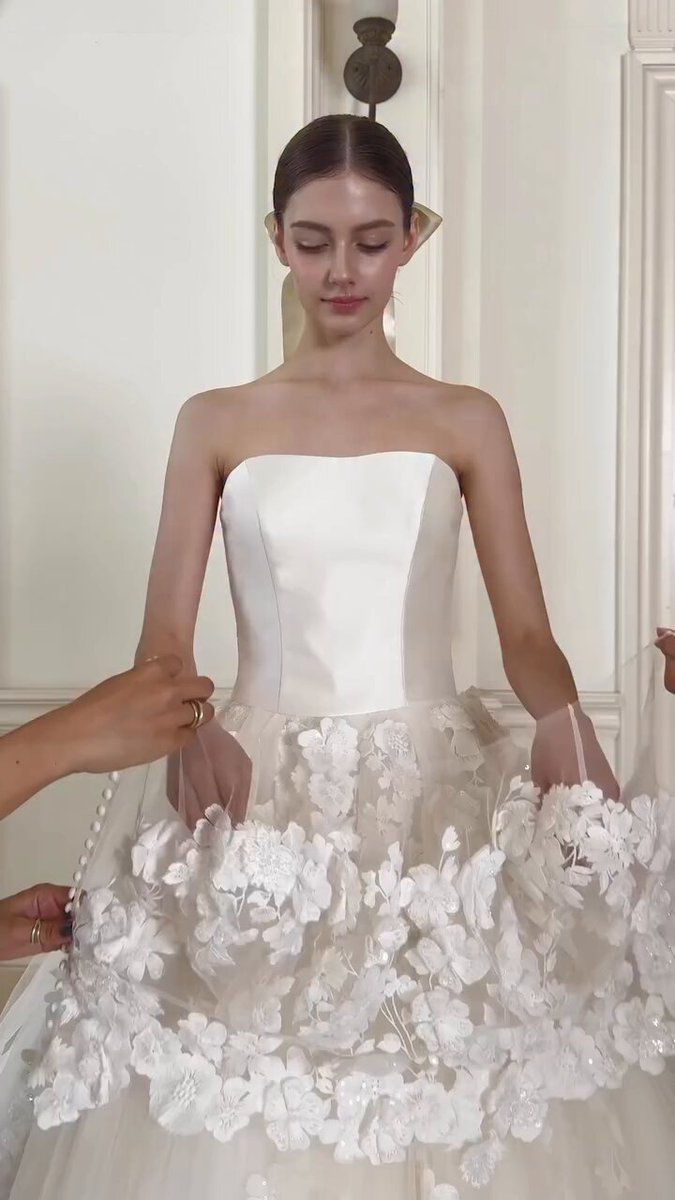 ウェディングドレス