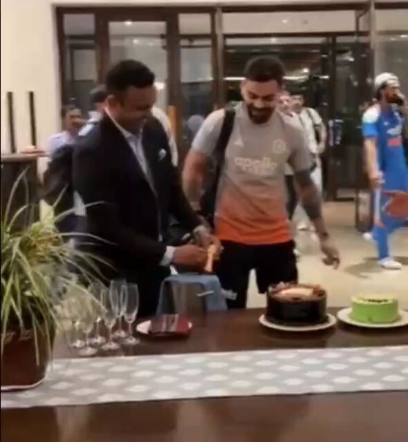 Virat Kohli - Abe khale Picture