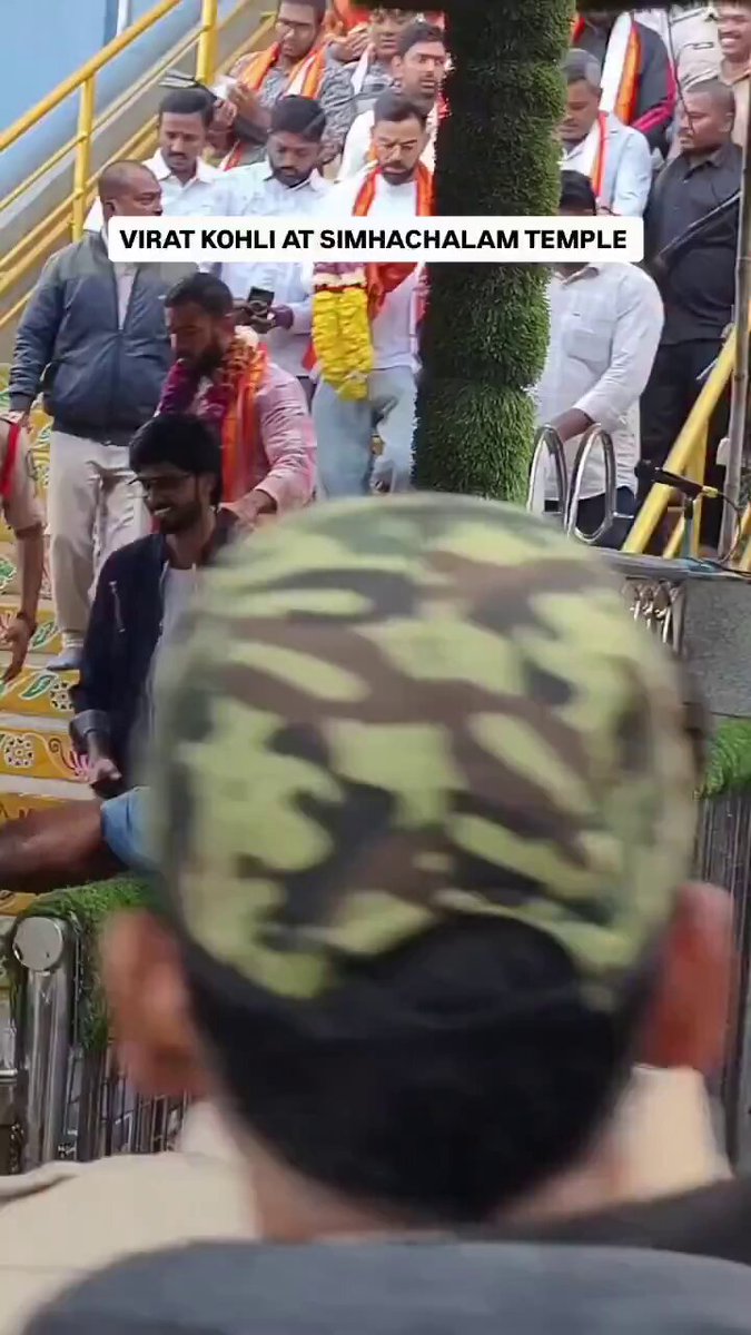 Virat Kohli visited the Simhachalam Picture
