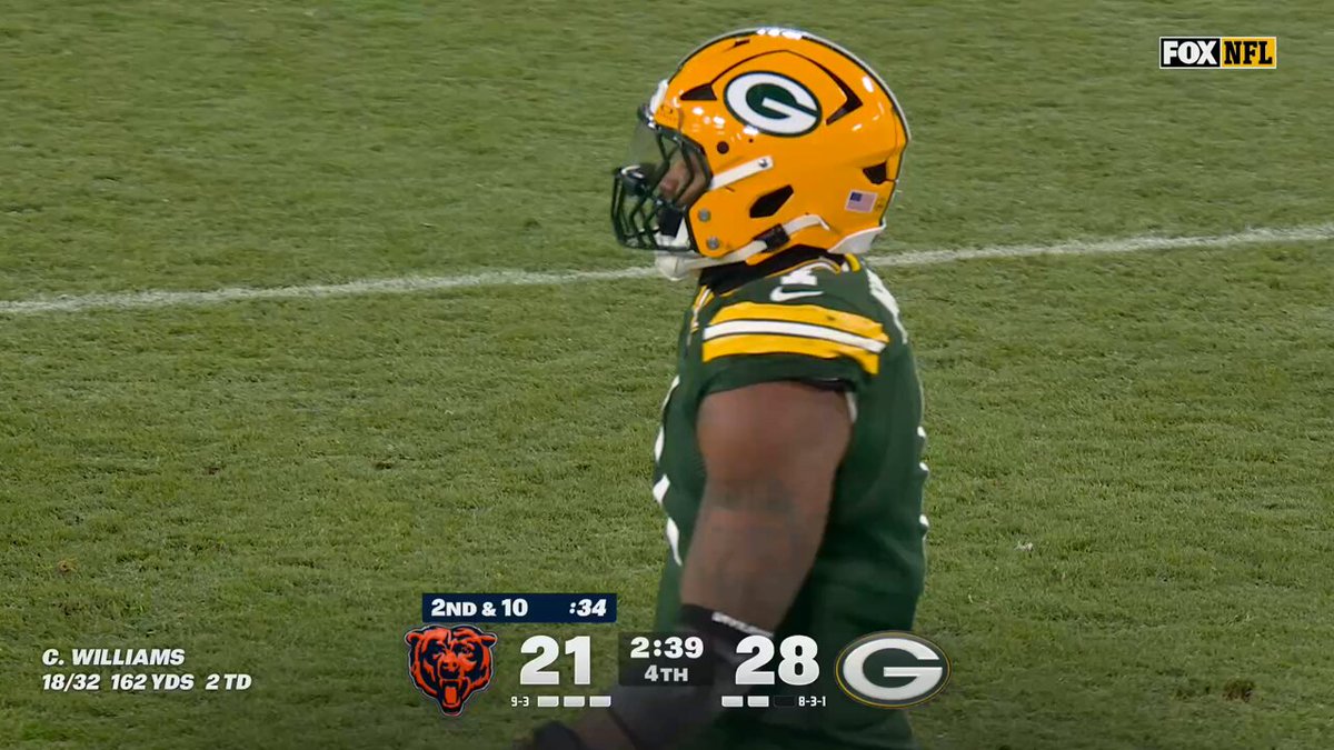 Micah Parsons is trying so hard to get to Jordan Love 👀

📺 FOX 