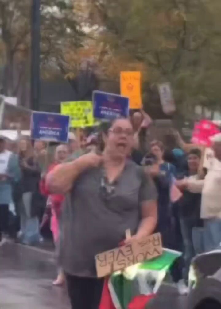 Worth noting 🚨

Even though the 77.3M Americans who voted for Trump, didn't care for the way Rob...