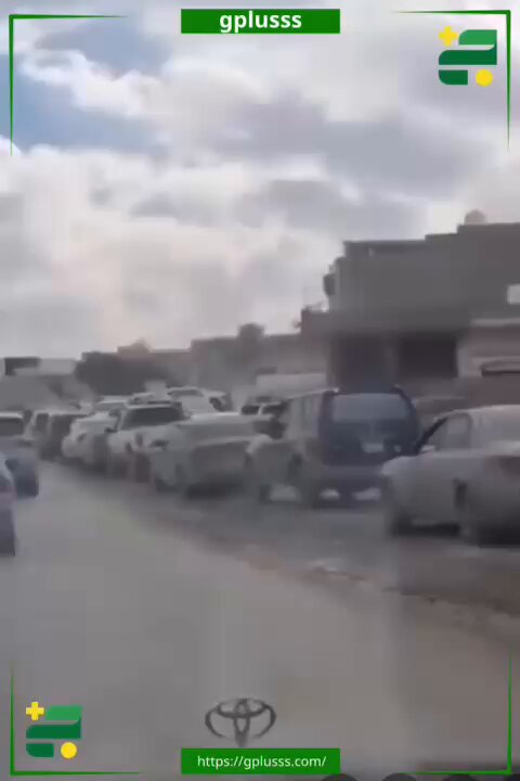 شاهد| طابور طويل من السيارات طلبا للوقود في طبرق #ليبيا 