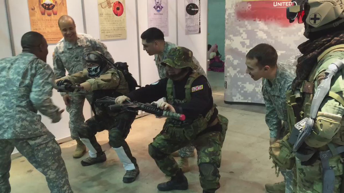 これウケるｗｗ米軍がコールオブデューティーのコスプレイヤーにガチ指導ｗｗｗ