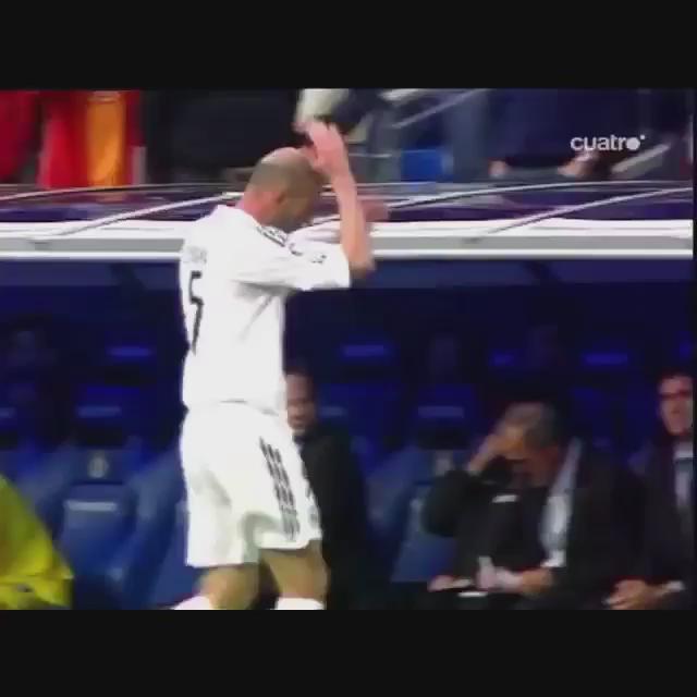 Happy Birthday Legend   \" Moment terakhir Zinedine Zidane berseragam Real Madrid 