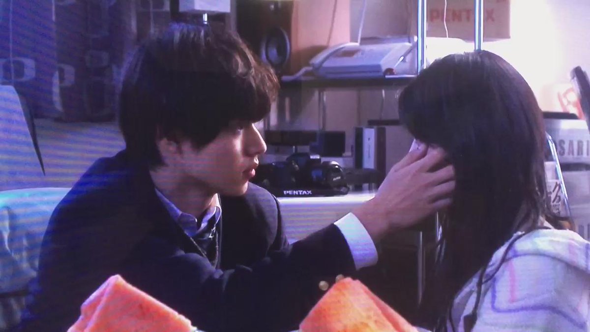 Ryuki 佐藤家の朝食 鈴木家の夕食 賢人くんと小林涼子さんのキスシーン Http T Co Enqgco0s2r