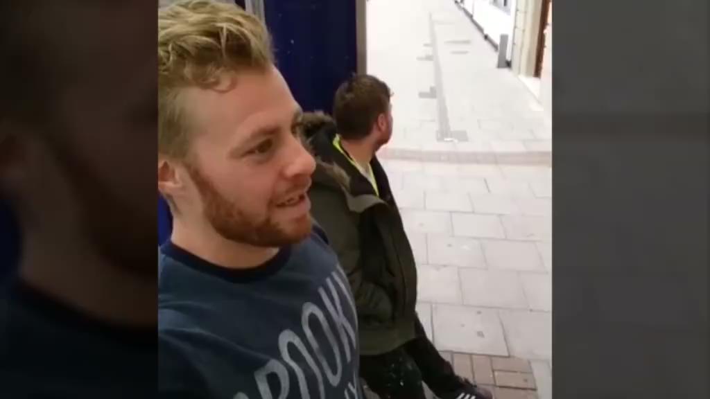Hunger can strike anywhere. It has happened @AntoSharp. Beware of the #HungerCry! https://t.co/0Y3dfWZUP0