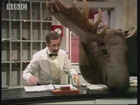 Fawlty Towers Manuel You See I Speak English Well I Learn It From A Book Hello I Am English Hello Fawltyat40 T Co 8txy9cqcbm Twitter