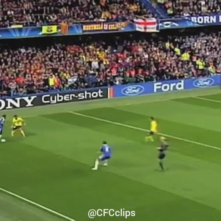 Happy birthday to the legend Michael Essien   