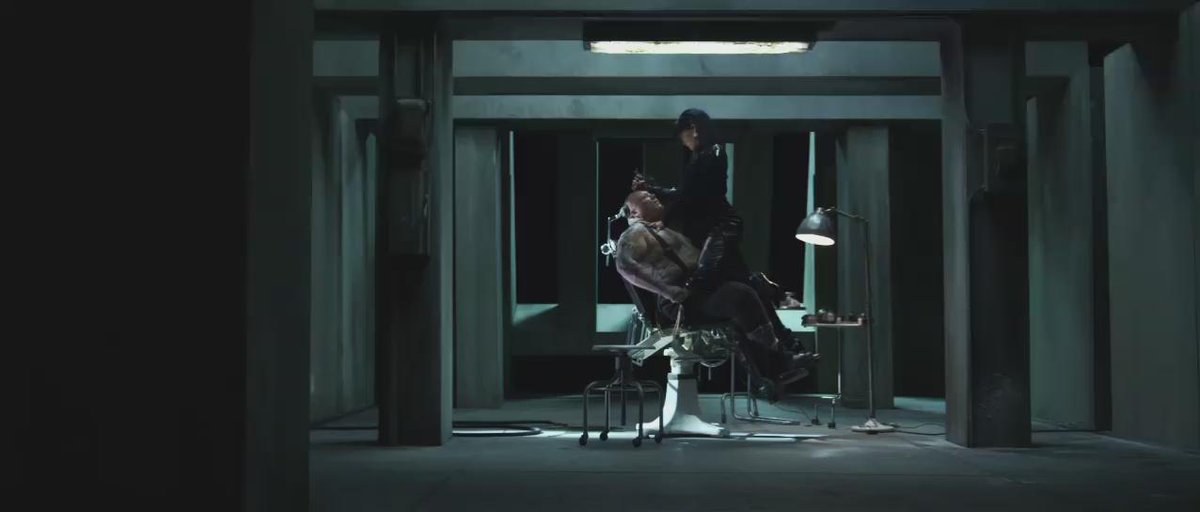 RT @rihanna: Step into room 4 of the #ANTIdiaRy: https://t.co/uJ0CLlhoaS https://t.co/HpouM2Mkhm