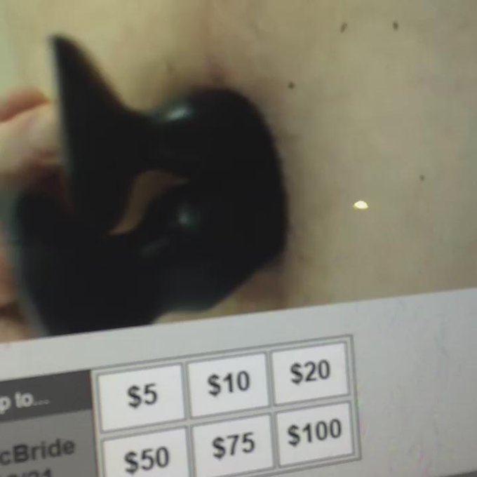 Holyfuck .... Adam McBride is a beast #gay #dildo #toys https://t.co/KFT3KpagZu