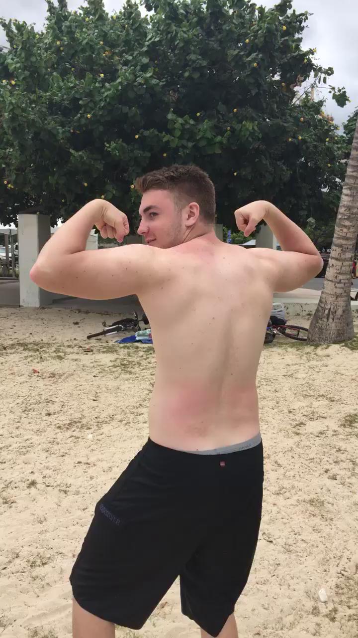 HAPPY BIRTHDAY TO THIS BIG BOI!    