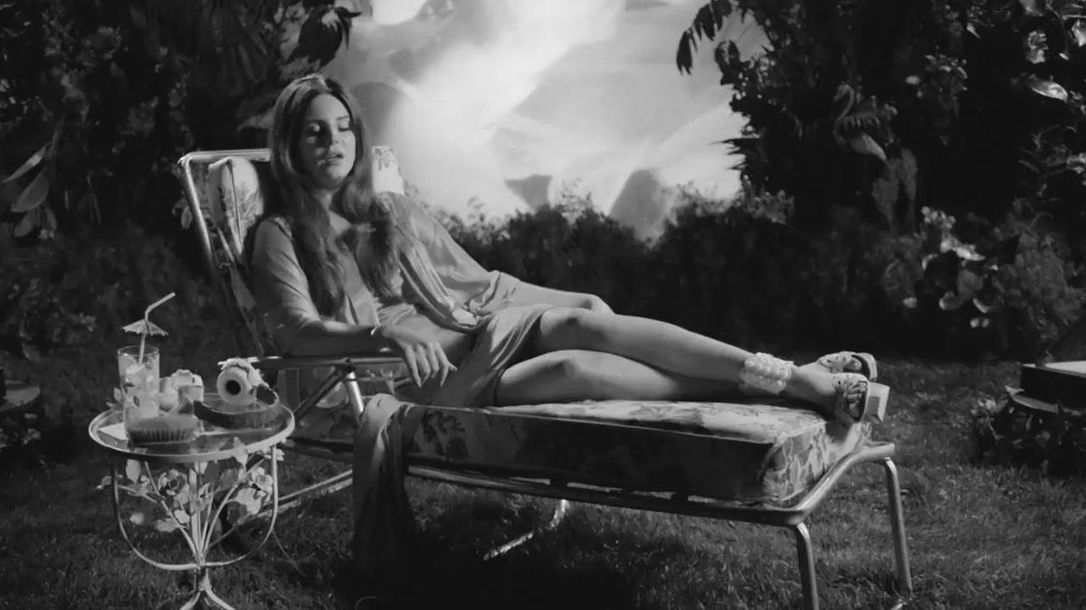 Music translator. Перевод песни music to watch boys. Перевод песни music to watch boys. Lana del rey watch boys. Перевод песни music to watch boys.