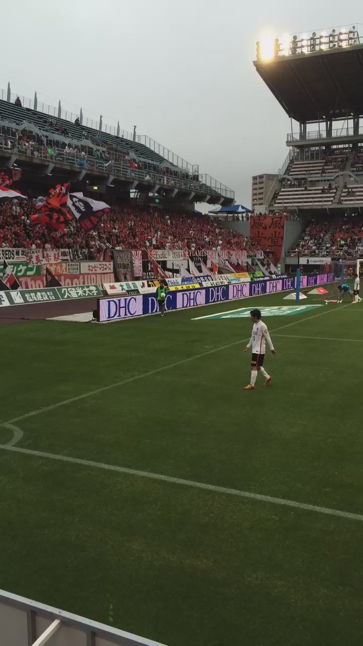 サッカー大好き動画 V Twitter 鳥栖ボールボーイの時間稼ぎと話題 浦和コーナーキックで柏木にチョロっとボール渡すシーンの拡大動画 T Co Phalaqr3ju Twitter