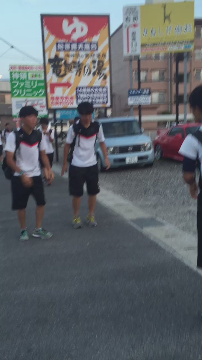 JKあるあるを再現した男子のクオリティが高いと話題にww