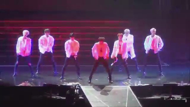 160712 BTS LIVE 花様年華 on stage epilogue in Osaka 불타오르네 (FIRE) Fancam https://youtu.be/Qbh1YPQ3HHQ #방탄소년단 @BTS_twt