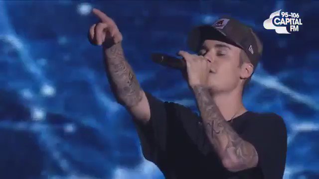 Javɪ (@JUSTINBIEBEREKZ) on Twitter photo 2019-12-12 11:20:58 Remember when Justin bieber and beliebers did this Remember when Justin bieber and beliebers did this