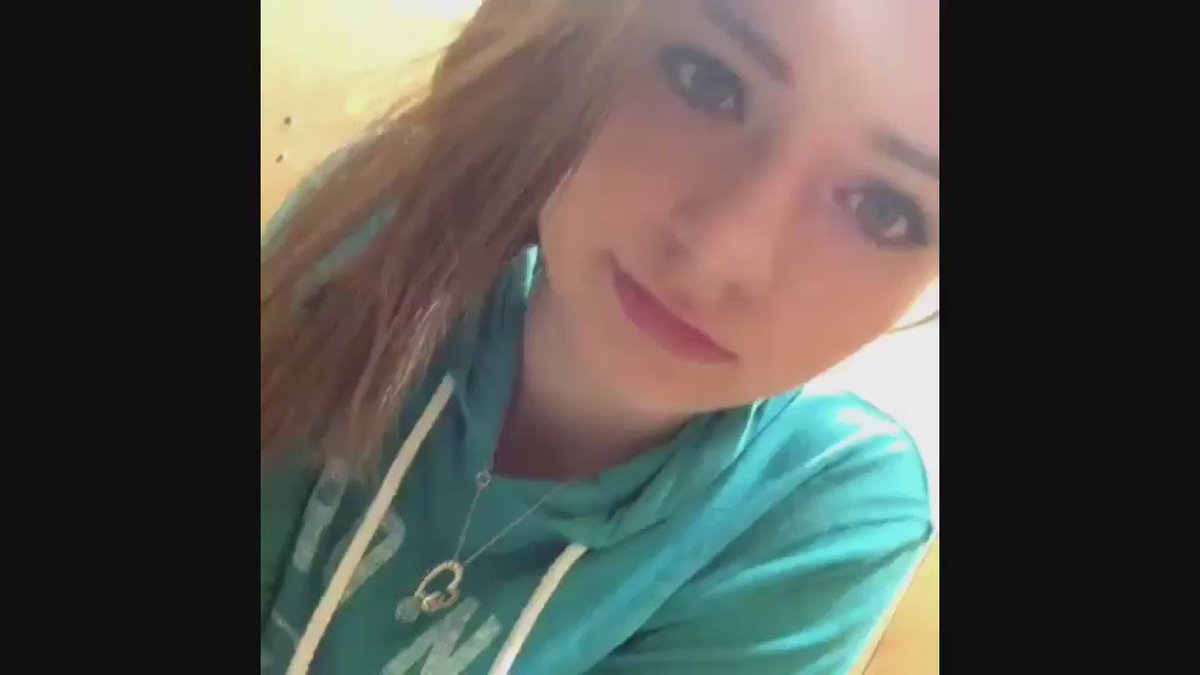 woman fingering herself while peeing naked teen vs mom