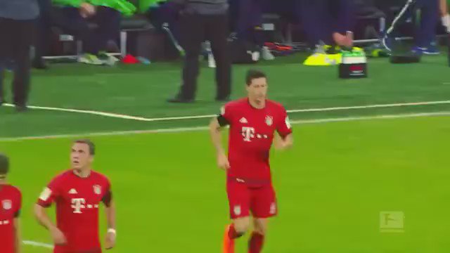 たったの9分で5ゴールを決めたサッカー選手が神的すぎる...無敵モードだwww