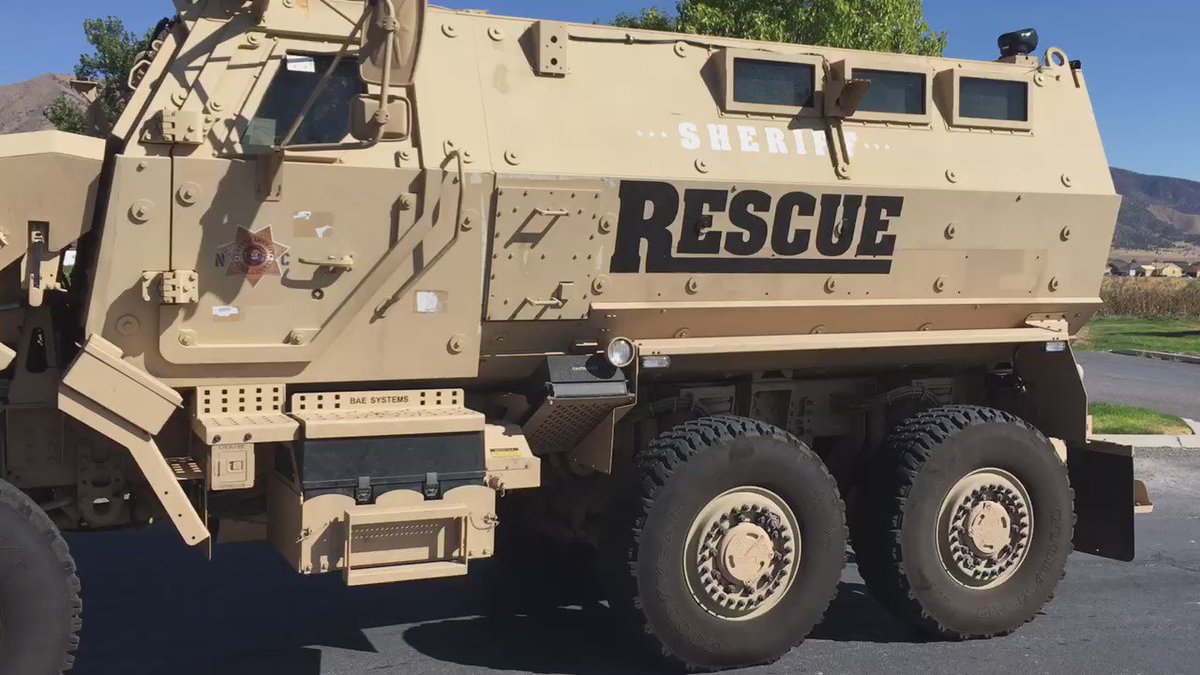 Masked intruder enters elementary school in Utah, bomb squad and snipers at scene (VIDEO)