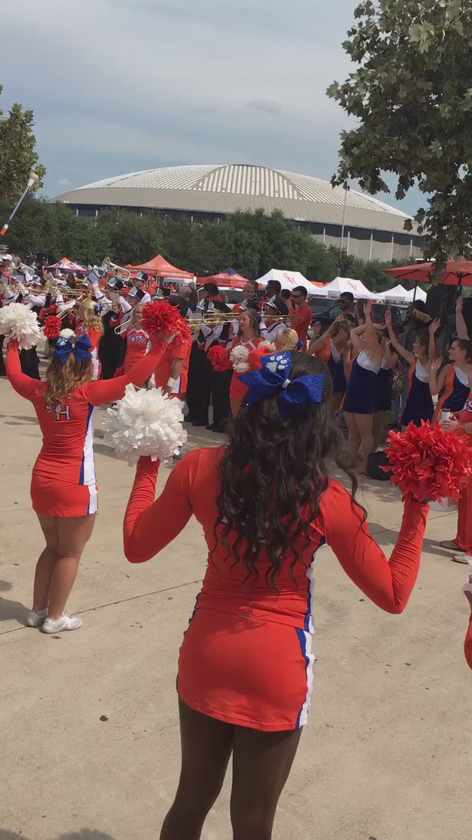 Sam Houston is going all the way ⬆️ ! Houston, are you at the BattleOfThePineyWoods ? abc13sports