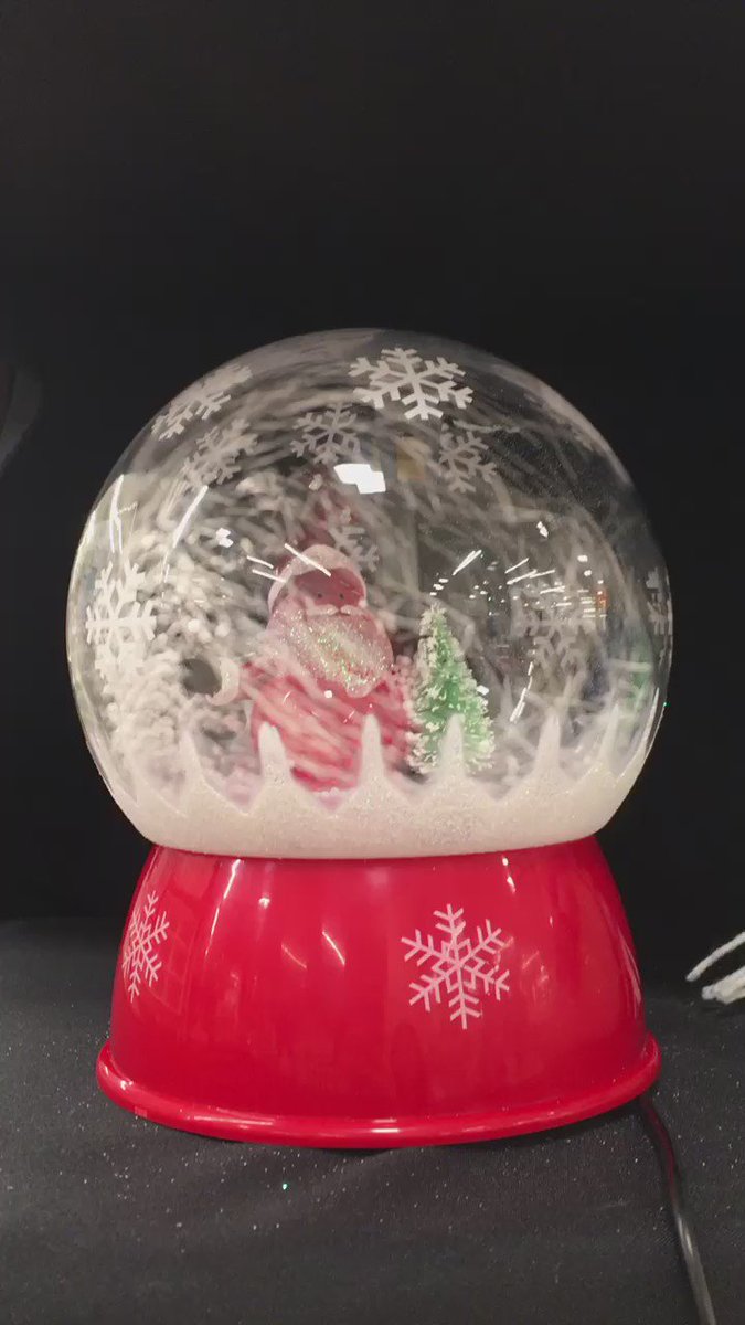まさかの豪雪！？ニトリのスノードームでサンタさんが超過酷www