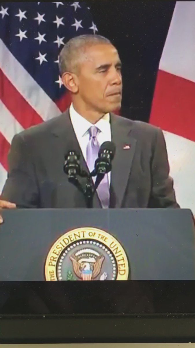 Obama subtly roasts Samsung for Galaxy Note7
