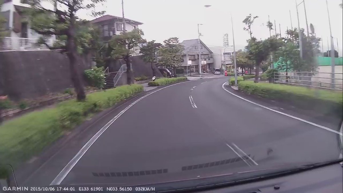 音量注意 小学生の飛び出しが怖すぎる こんなん無理だろ轢くわ 出てきたあとどっから出てきた ってなった Togetter 音量注意 小学生の飛び出しが怖すぎる こんなん無理だろ轢くわ 出てきたあとどっから出てきた ってなった Togetter